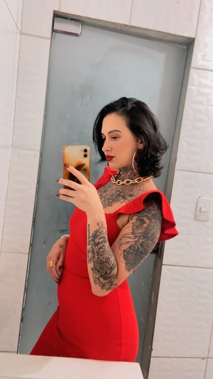 Renata Lobo - Especialista em massagens sensuais
