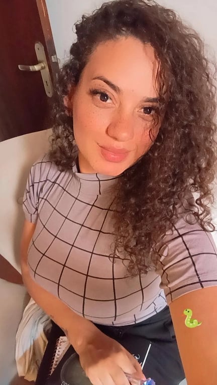 Terapeuta Mara Massagem Sensitive, Nuru e Tântrica Massagem