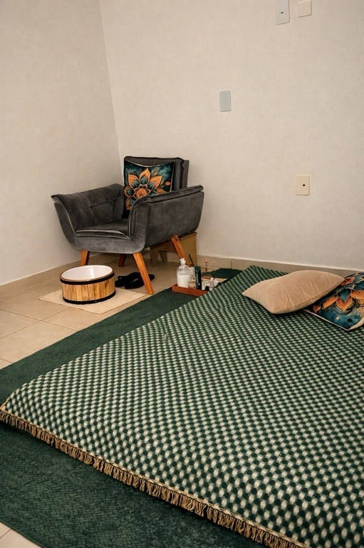 Lara- massagem dedicado ao cuidado integral e bem-estar Massagem tântrica em