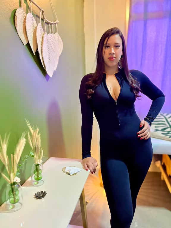 Massoterapia Massagista com 2 anos de experiência. Massagem em