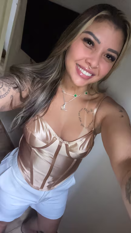 Nyna Fox, Carioca, especialista em massagem sensual Massagem
