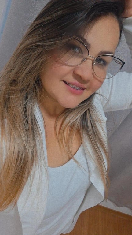 Penelope charmosa Massotrapeuta Massagem Tantrica e Noru Massagem tântrica em