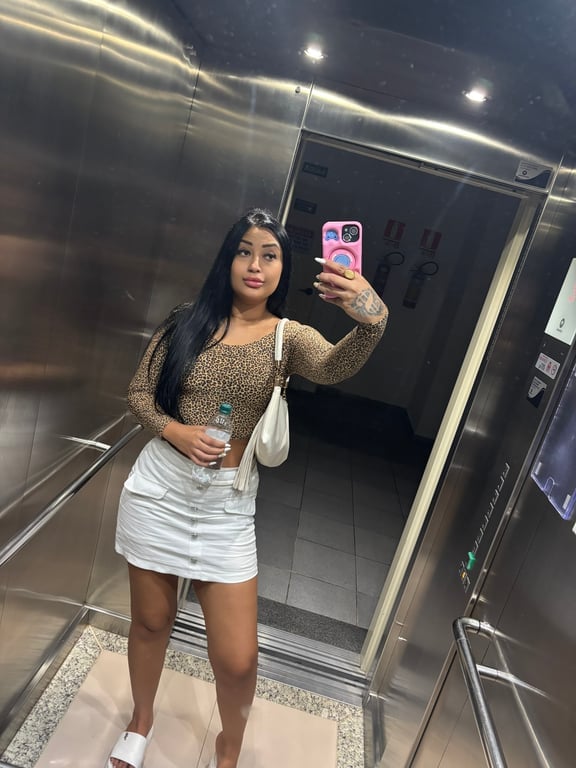 Mia Carvalho Massagem Mia Carvalho Massagem