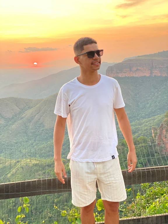 Terapeuta- Maykon - Massagens Terapêuticas com Energia e Propósito