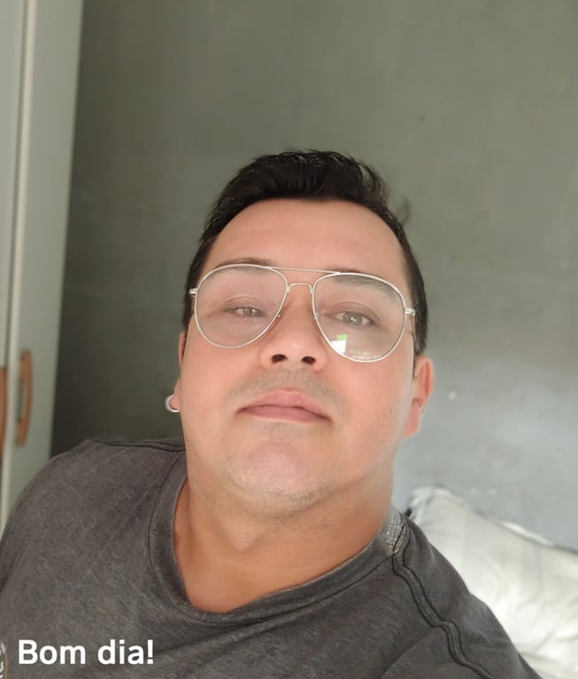 Massagem Tântrica Terapêutica para Reconexão Corporal e Emocional