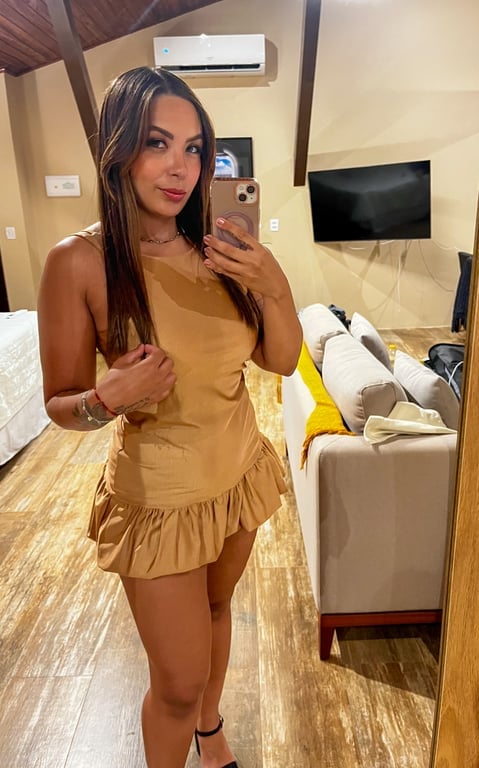 Isabella Duarte | massagista mãos de fada. Massagem sensual