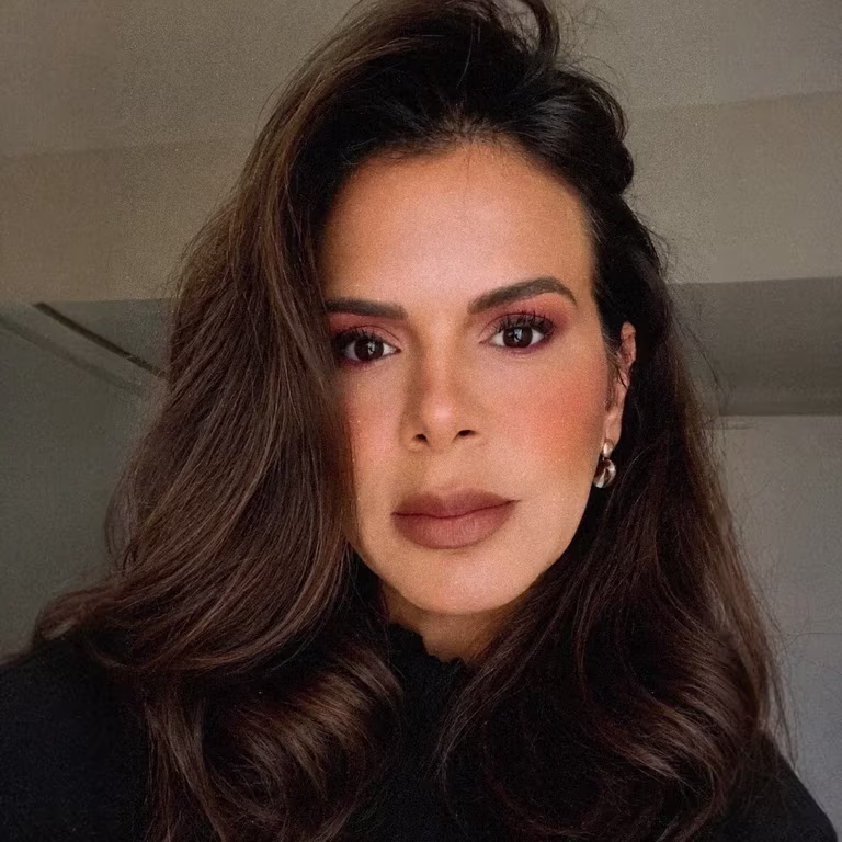 FELINA uma experiência sensorial completa Massagem sensual em
