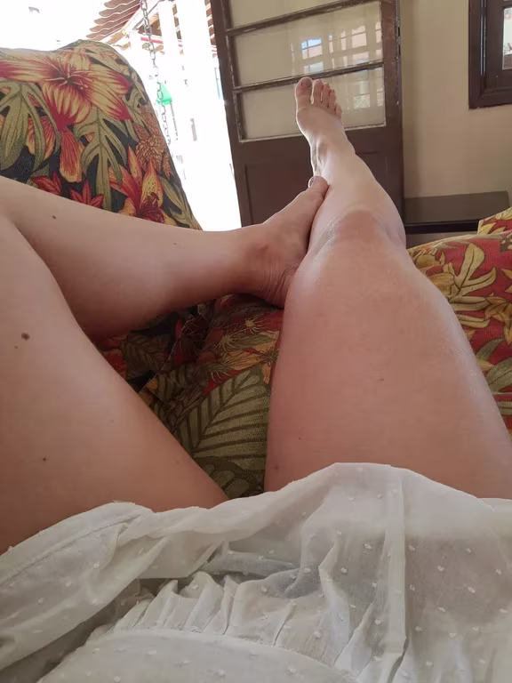 Toque sutis, aumento da sensibilidade, relaxamento físico e mental Massagem