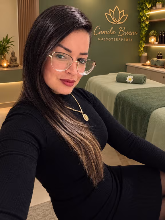 Camila Bueno Massoterapeuta, Terapeuta Tântrica Atende aos Domingos.