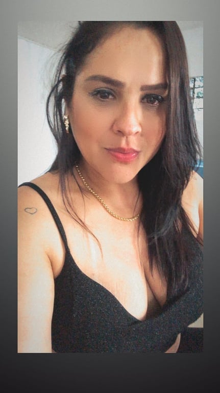 . Sua pele merece ser tocada com intenção e muito carinho !!