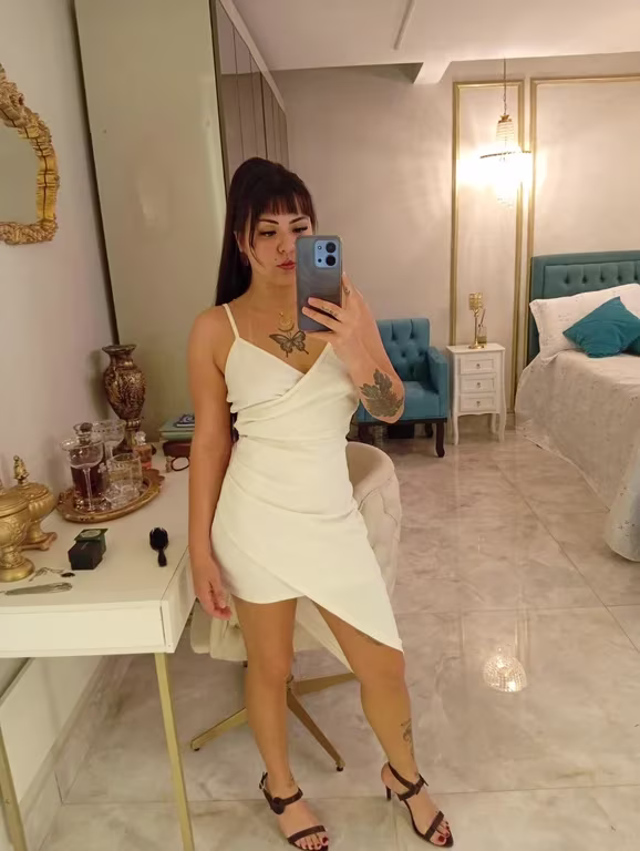 Amanda Charme discrição & requinte novamente em BSB Massagem nuru