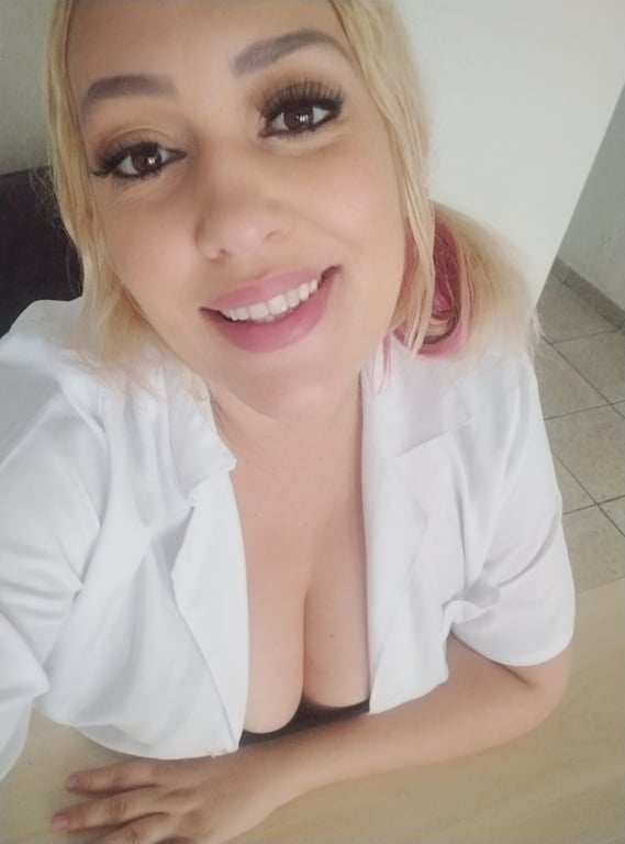 Samy Massagista Carinhosa e Simpática, Cheirosa ,Massagem Lingam!.