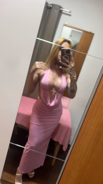 Pamella vilar top referência em atendimentos com todos os públicos Massagem em