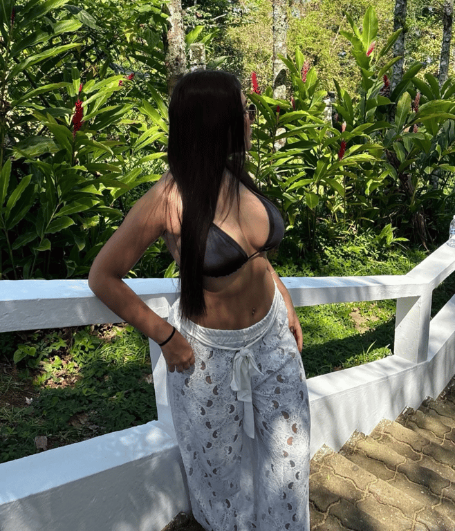 terapeuta Emanuelle, massagem sensual e profissional a partir de 150 Emanuelle, massagem sensual e profissional a partir de 150