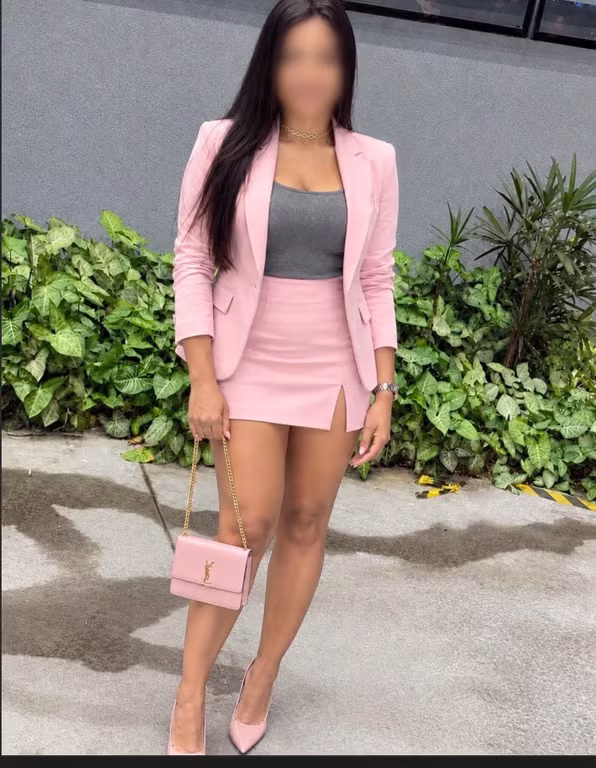 Lara Shivah Conectando sensações