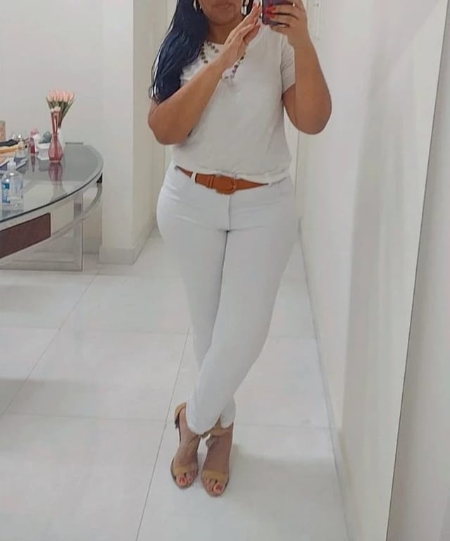 Julia Amorim Uma boa massagem não é luxo.É necessidade. Massagem