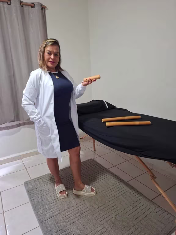 Erika depilação e Massagem e Curso Profissional Massagem nuru em