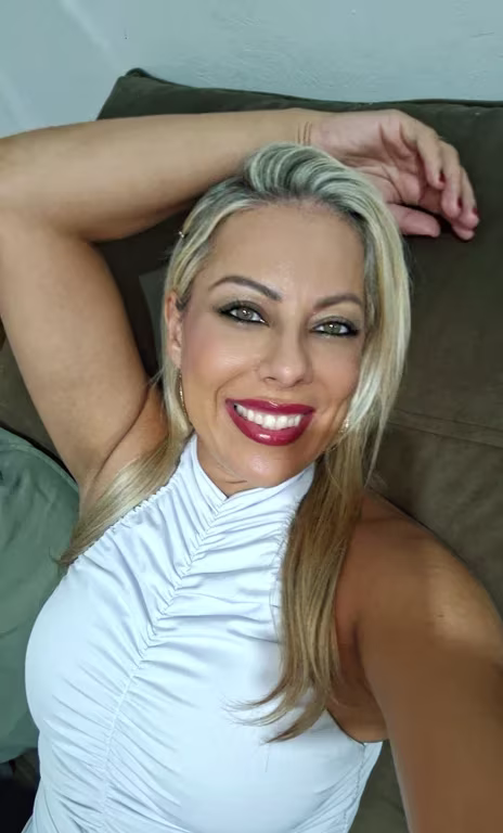 Jaky mineirinha viva essa incrível experiência Massagem nuru