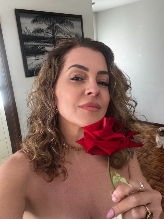 Cristina Samyra Especialização em Massagem Tântrica Avançada sinta !!!