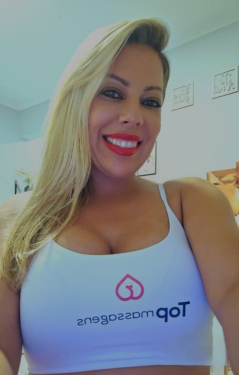 Jaky mineirinha viva essa incrível experiência Massagem nuru