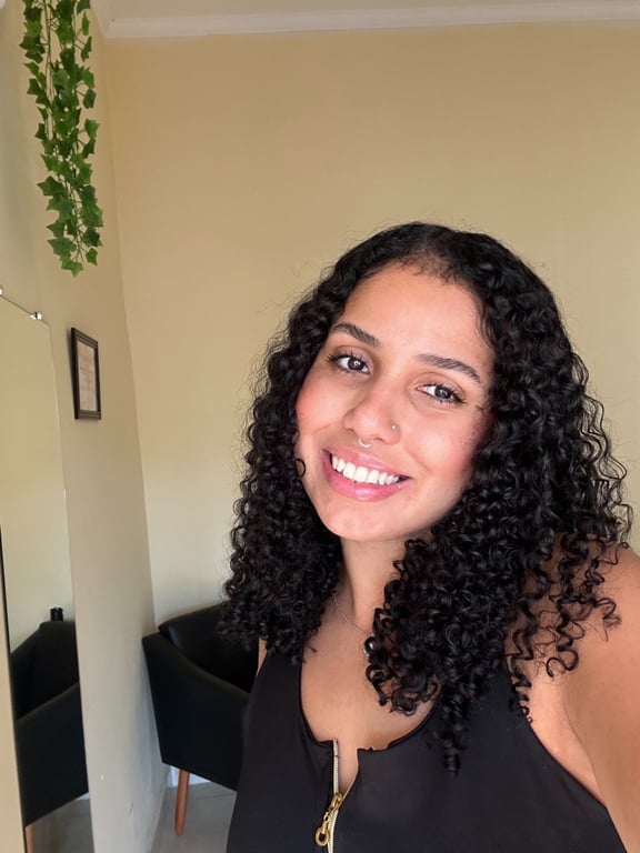 Rebecca - Massoterapeuta há 9 anos.