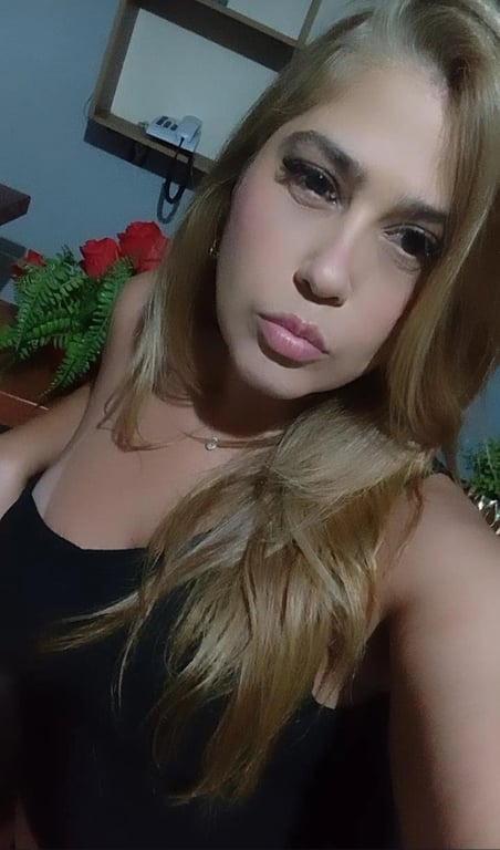 Alessandra mix de massagens Sensual relaxante !