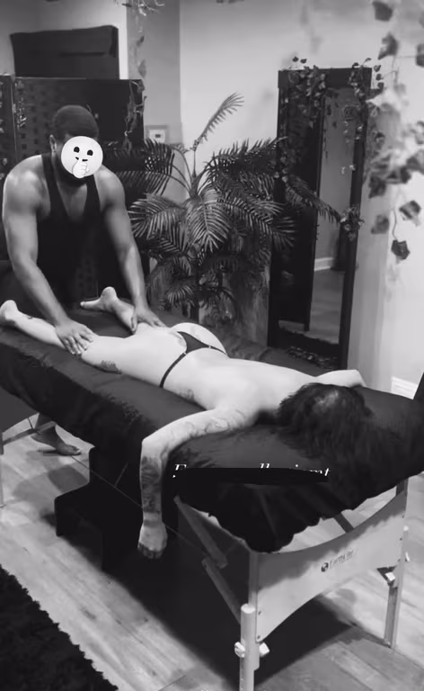 Jef Massagista Tantra Blumenau Venha relaxar Massagem sensual em