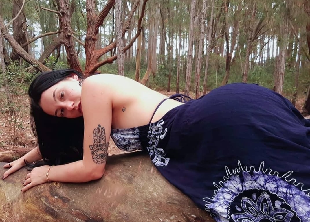 Toque que desperta, Permita-se transformar sua sua maneira de sentir.