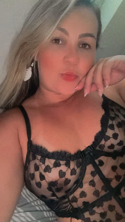 Penelope charmosa Massotrapeuta Massagem Tantrica e Noru