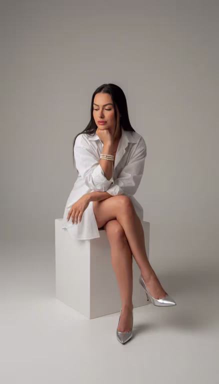 Júlia Gimenez Massoterapeuta e Terapeuta Sensual Massagem tântrica