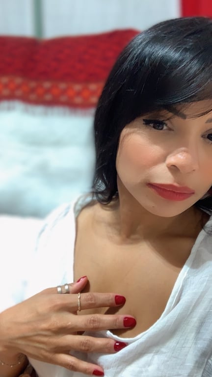 Maya Conexão e Bem Estar: Terapia Tântrica, Relaxante e Desportiva. Massagem nuru