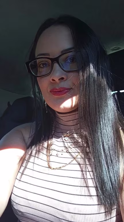 Bruna Granato, terapeuta tântrica, podolatria...