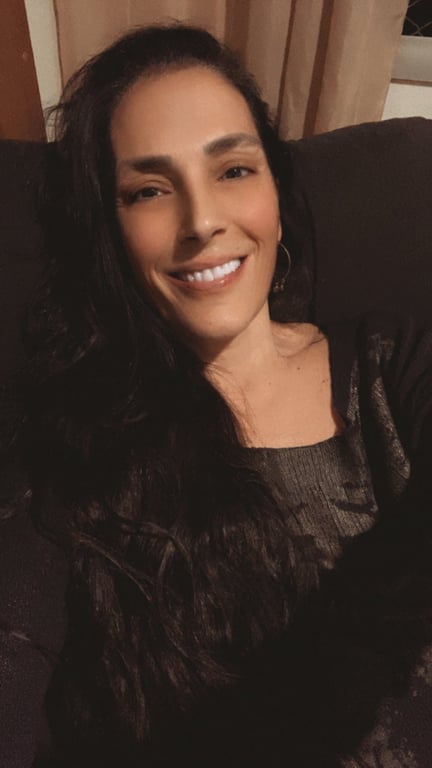 Carol Matta | Você nunca sentiu seu corpo assim Massagem sensual em