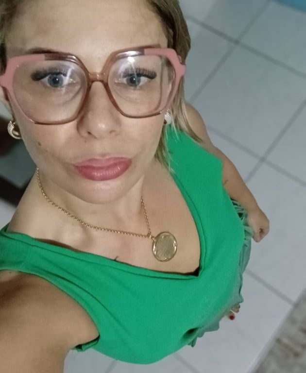 Geovana Massoterapeuta e Terapeuta emTântrica e Nuru