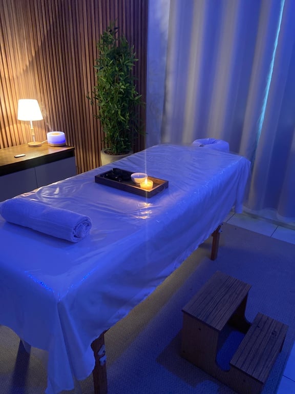 Naty Terapeuta Corporal Especializado em Massagem Tântrica Massagem