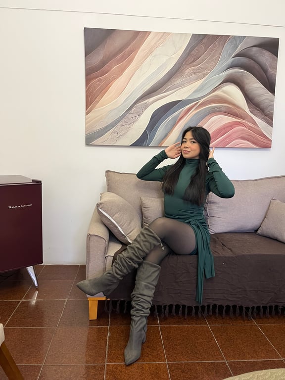 Mirela massoterapeuta venha ter um momento único e inesquecível Massagem