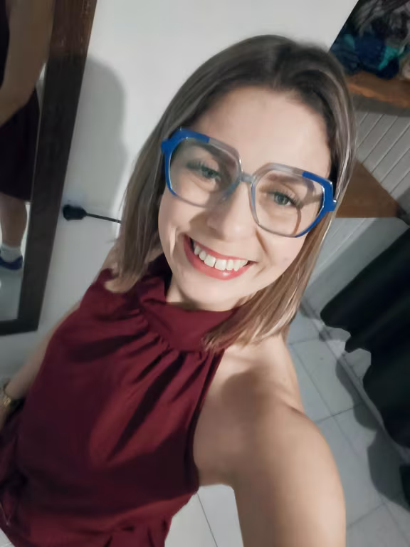 Geovana Massoterapeuta e Terapeuta ! CLIQUE E SAIBA