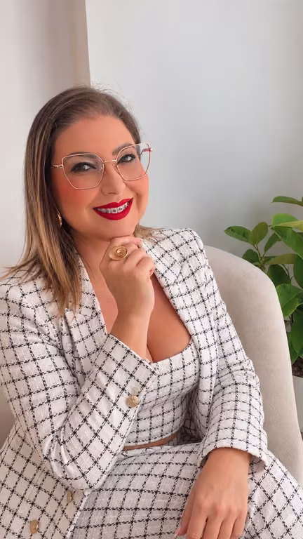 Kamala Levi Massagem Tântrica para Homens – Uma Experiência Sensorial Massagem tântrica em Kamala Levi Massagem Tântrica para Homens – Uma Experiência Sensorial Massagem tântrica em