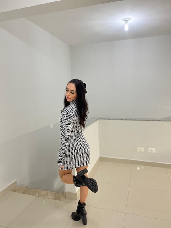 Terapeuta Mirella Massagem sensual
