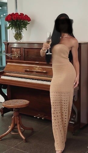 Elisa Sou muito mais do que você pode imaginar! Massagem em Elisa Sou muito mais do que você pode imaginar! Massagem em