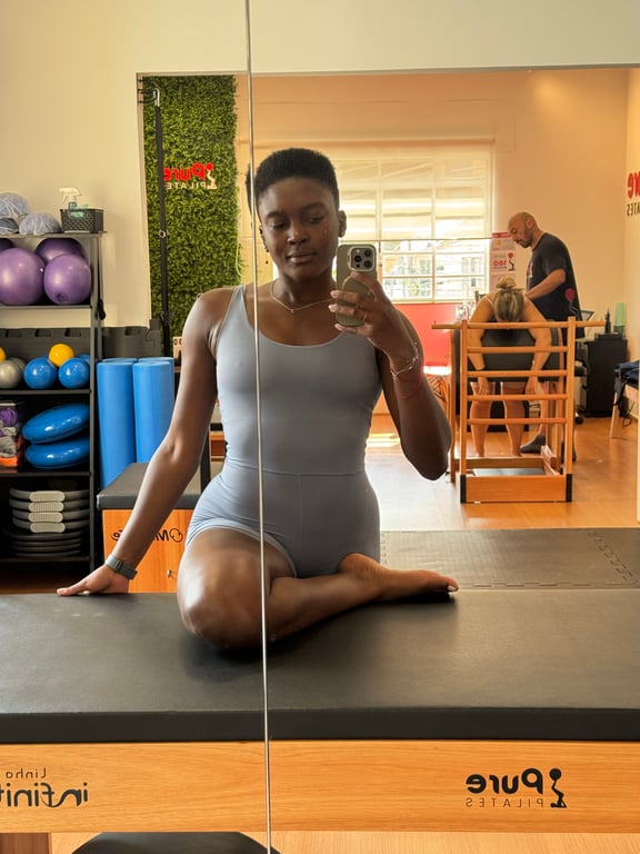 Massagista Sensual, relaxante e desportiva. Massagem nuru
