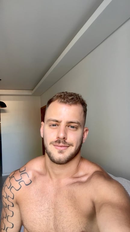 Tales Maggio - sensual / nuru / tântrica / vivência/ shibari 