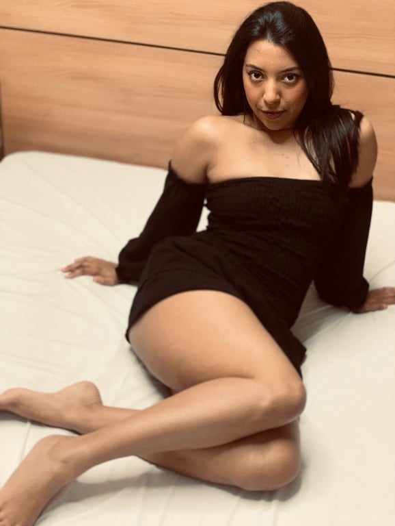 Maitê - Domino a arte da massagem sensual