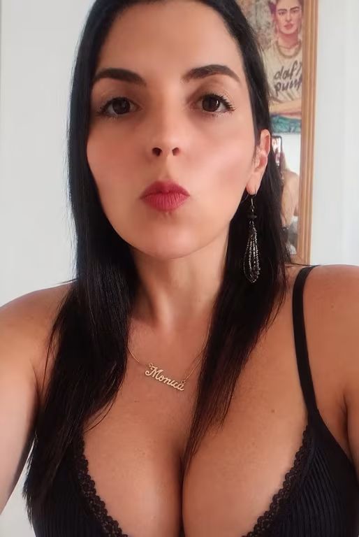Massagem Nuru e Tântrica, um cuidado além do toque. Agende já!