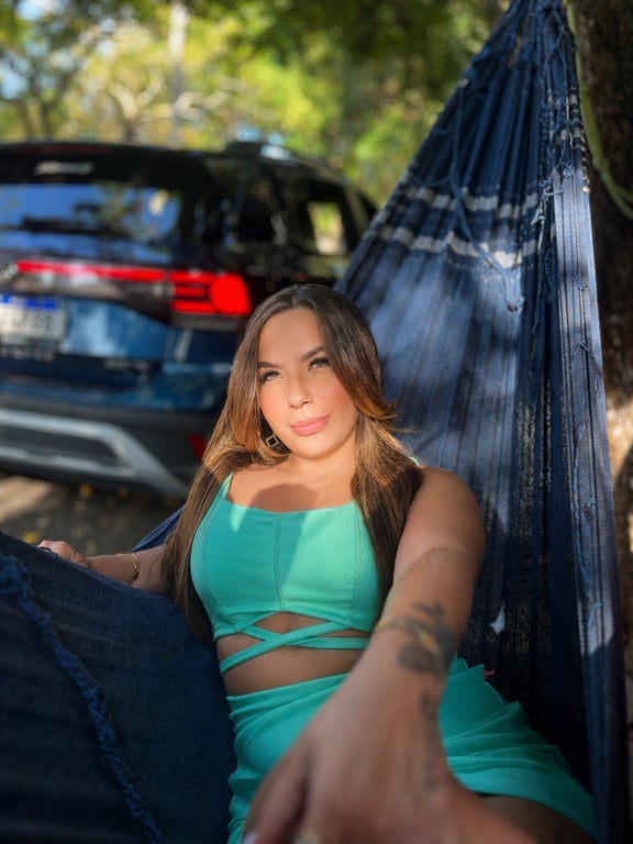 Isabella Duarte | massagista mãos de fada. Massagem sensual
