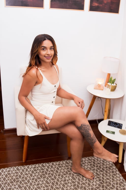 Sara Massoterapeuta Tântrica Massagem em