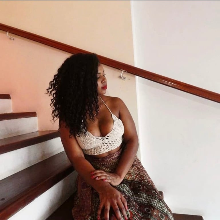 Andressa Samira Massagem tântrica
