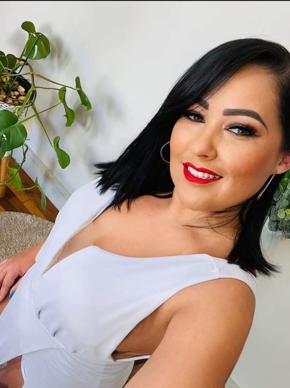 Ale Rodrigues - Venha descobrir o poder que há em uma boa massagem!