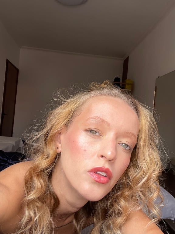 Clara - Terapia Corporal | Reconexão | Relaxamento Profundo