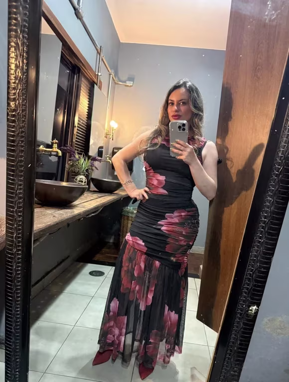 Moni Massoterapeuta | Massagens Neotântrica e Nuru Massagem sensual em
